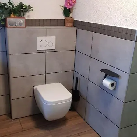 A Fraenkisch Haeusla, Ganze Doppelhaushaelfte * Nürnberg